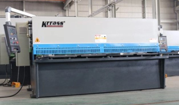 Mat-truoc-may-cat-ton-thuy-luc-QC12K-NC